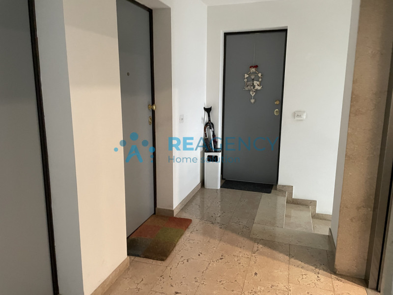 VALDAGNO ZONA FAVORITA  

Stai cercando un APPARTAMENTO BICAMERE CON GRANDE TERRAZZO ABITABILE E ...