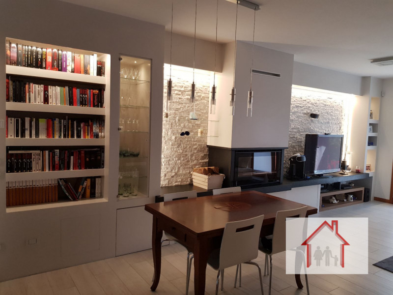 Rif: SI034
X Info - Martina: 3408989598

Giavera del Montello (TV)

Proponiamo in vendita un'acco...