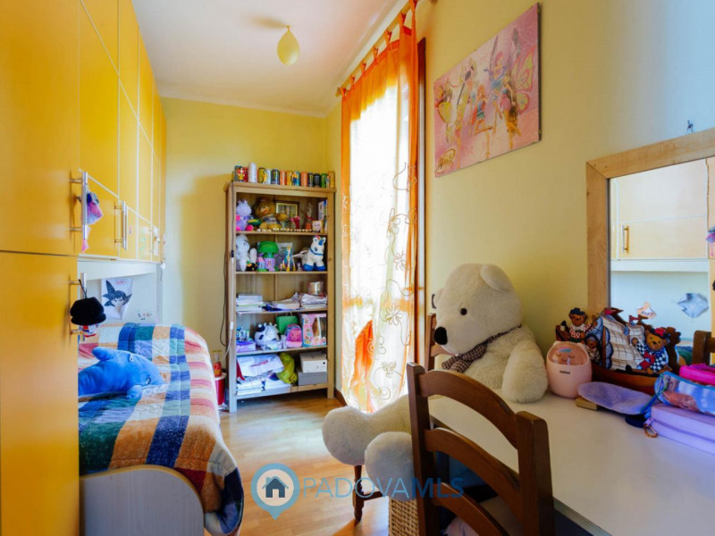 Immobile in esclusiva al Gruppo Padova MLS
In un tranquillo e recente quartiere di Agna, a due pa...