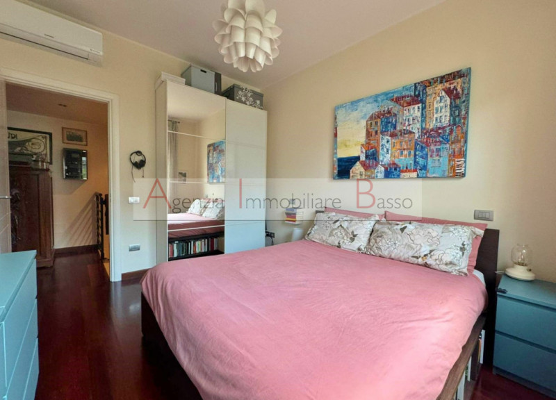 ZONA SACRA FAMIGLIA/CASTELFIDARDO – CASA INDIPENDENTE RISTRUTTURATA

Proponiamo in vendita una sp...