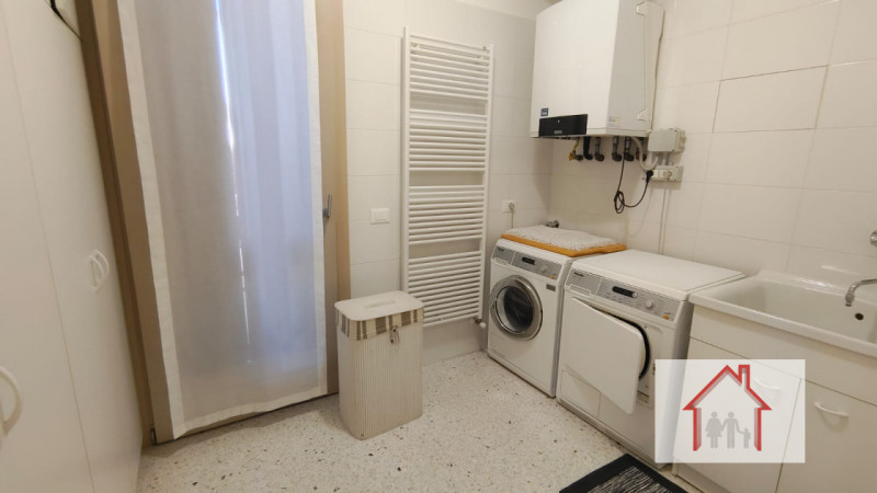 CASA SINGOLA CON AMPIO GIARDINO A SIGNORESSA

Proponiamo in esclusiva una casa singola situata ne...