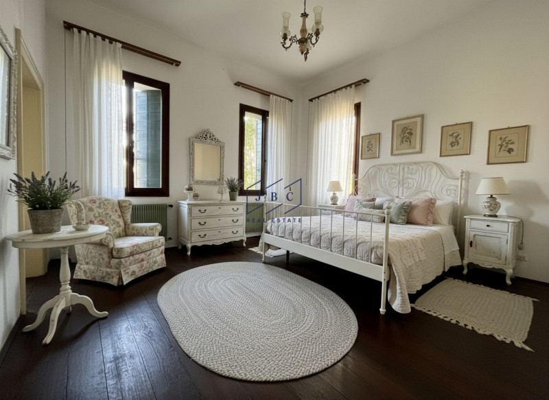 PONTE DI PIAVE - (TV) 
In una posizione centrale e comoda a tutti i servizi principali, proponiam...