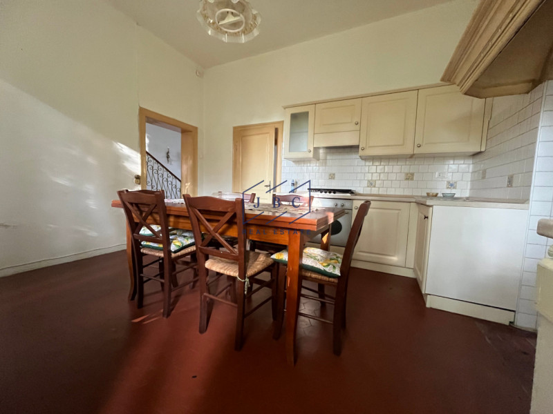 PONTE DI PIAVE - (TV) 
In una posizione centrale e comoda a tutti i servizi principali, proponiam...