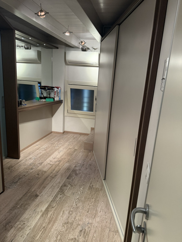 Rif. A907 (per info  392 6956333 Nada)

Nel cuore pulsante di Castelfranco Veneto, proponiamo in ...