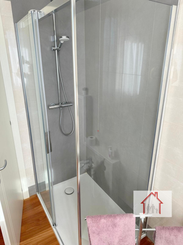 Rif: DA246 - X Info: Denis 3402540785
In vendita, proponiamo un raffinato appartamento situato al...