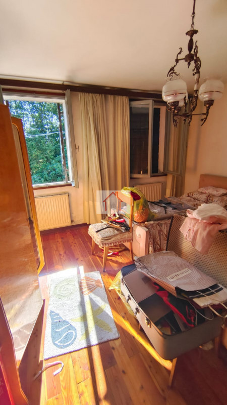 RUSTICO SINGOLO CARATTERISTICO NEL MONTELLO

Proponiamo in vendita un rustico singolo caratterist...