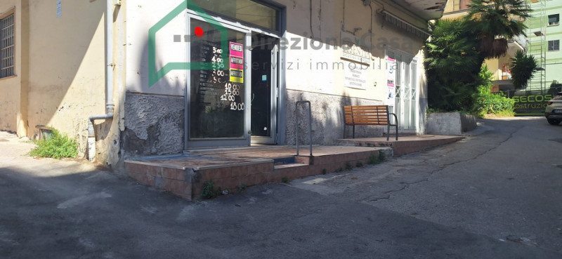 Negozi in Affitto a Napoli