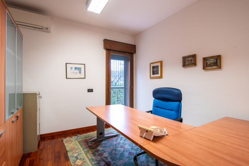 In una delle zone più prestigiose di Padova, precisamente nel quartiere residenziale di Porta Tre...