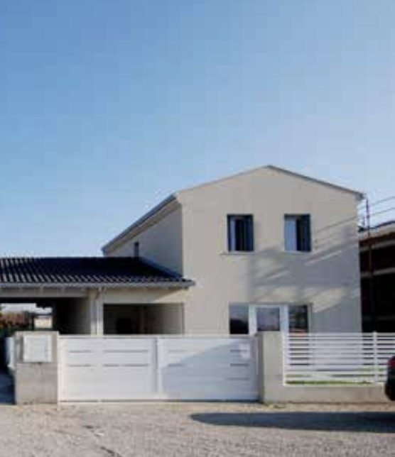 In una delle zone più ricercate di Camisano Vicentino, nella tranquilla e servita località di San...