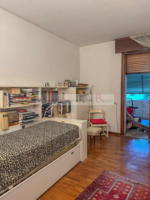 CENTRALISSIMO – APPARTAMENTO DI RAPPRESENTANZA IN PALAZZO SIGNORILE

Nel cuore della città, all’i...