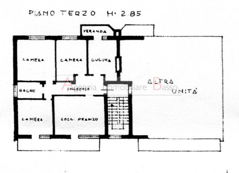 ZONA GUIZZA – Ultimo piano con vista aperta sul verde 
In una piccola palazzina e in zona tranqui...