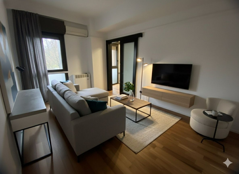 Scopri questo elegante appartamento trilocale nel prestigioso quartiere di Viale Milano, a Vicenz...