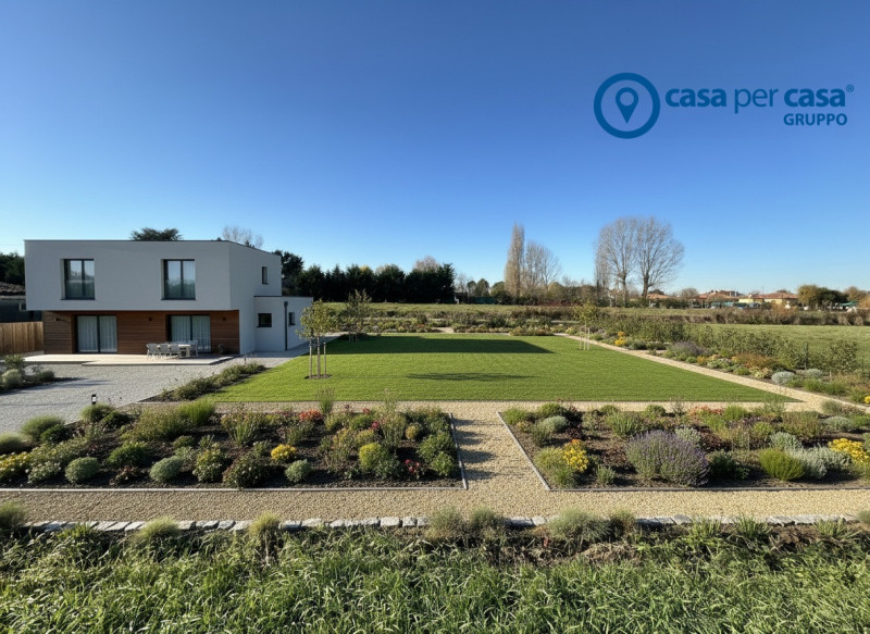 APPROVATO GRUPPO CASA PER CASA: VALUTATO, CONTROLLATO, GESTITO IN ESCLUSIVA

TIPOLOGIA: L'immobil...