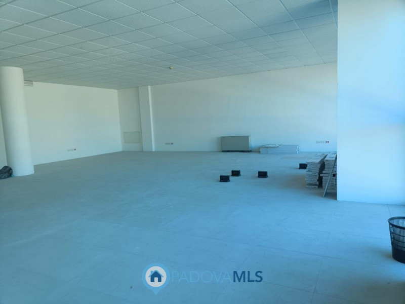 Immobile in esclusiva al Gruppo Padova MLS

Padova via venezia ufficio al piano secondo fronte st...