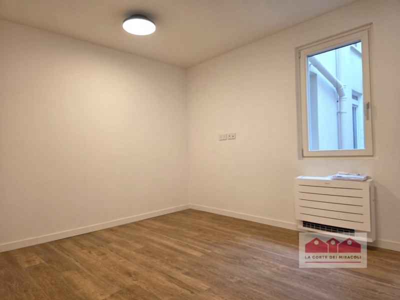 CONTRA' PORTI: BICAMERE IN CENTRO STORICO COMPLETAMENTE RINNOVATO AD ALTA EFFICIENZA ENERGETICA C...