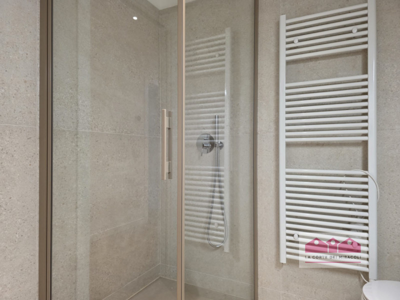 CONTRA' PORTI: BICAMERE IN CENTRO STORICO COMPLETAMENTE RINNOVATO AD ALTA EFFICIENZA ENERGETICA C...