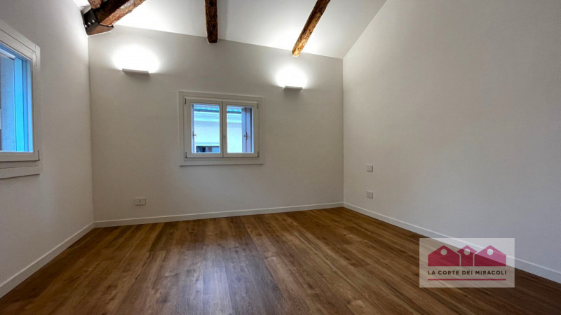 CONTRA' PORTI – BICAMERE IN CENTRO STORICO COMPLETAMENTE RINNOVATO AD ALTA EFFICIENZA ENERGETICA ...