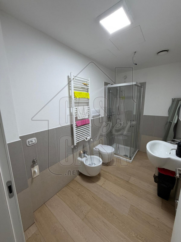 Scopri questo splendido appartamento quadrilocale in vendita situato nel cuore del Centro Storico...