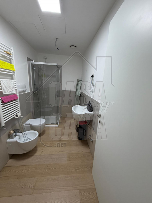 Scopri questo splendido appartamento quadrilocale in vendita situato nel cuore del Centro Storico...