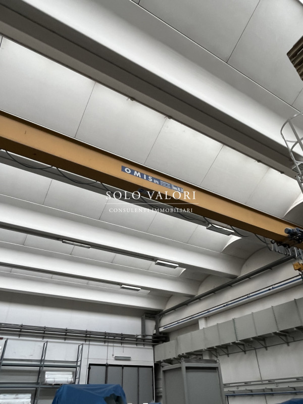 D223a - (Fabrizio - 393 1710719). Proponiamo a breve distanza da Cittadella, capannone di comples...