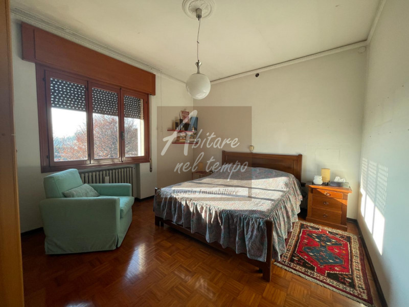 CITTADELLA (PD)

In esclusiva proponiamo in vendita una casa singola con giardino privato di 1.00...