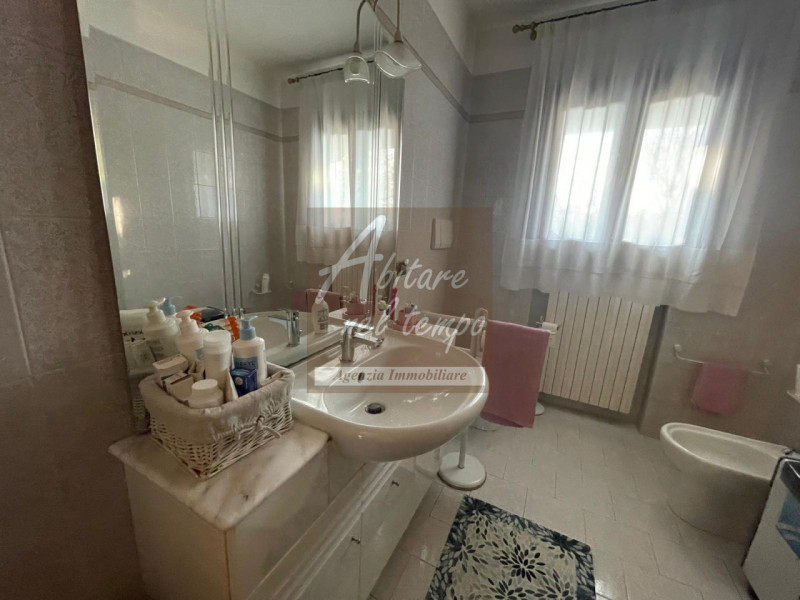 CITTADELLA (PD)

In esclusiva proponiamo in vendita una casa singola con giardino privato di 1.00...