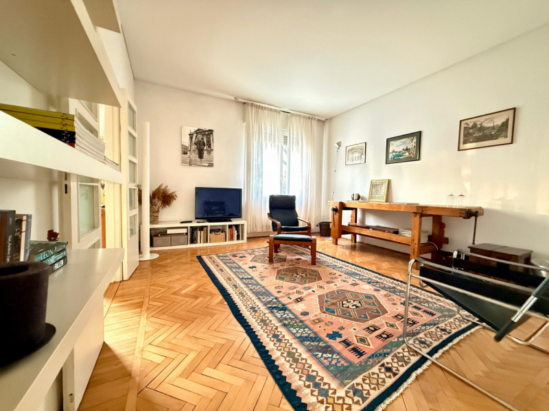 Padova (Città Giardino): in stabile signorile di sole sei unità, si affittano tre stanze in appar...