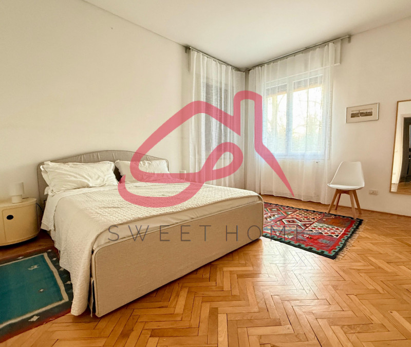 Padova (Città Giardino): in stabile signorile di sole sei unità, si affittano tre stanze in appar...