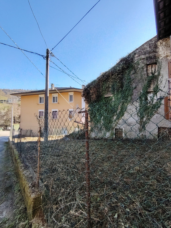 Salcedo, Laverda. Rustico da ristrutturare € 29.000. Trattativa riservata Unica Colceresa .

Nel ...