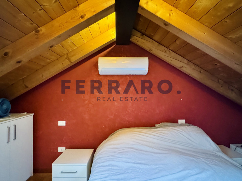 In vendita appartamento bilocale situato nella zona di Ghirada, Treviso. 
Questo immobile si svil...