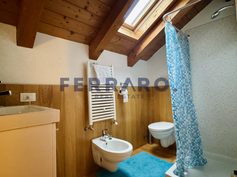 In vendita appartamento bilocale situato nella zona di Ghirada, Treviso. 
Questo immobile si svil...