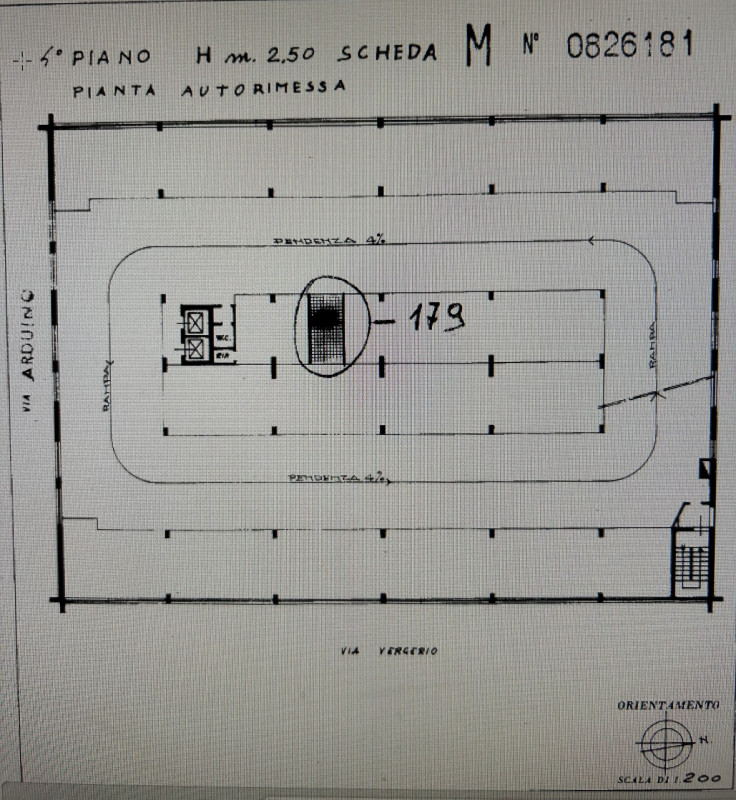 Ottimo appartamento al settimo piano su nove nel cuore del quartiere di Santa Rita vendesi.
L'imm...