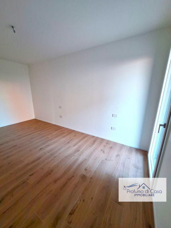 STRA - In ottima posizione, riparata dal traffico ma al contempo comoda a tutti i principali serv...