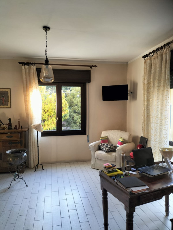 Facciolati Via Perin, a pochi passi dal parco Iris, in posizione strategica per raggiungere rapid...