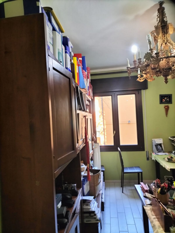 Facciolati Via Perin, a pochi passi dal parco Iris, in posizione strategica per raggiungere rapid...