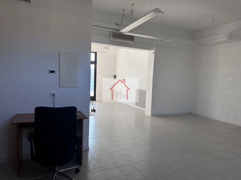 Rif.: PCL012 

L'Agenzia immobiliare Luxor è lieta di presentare un'ottima opportunità per chi ce...