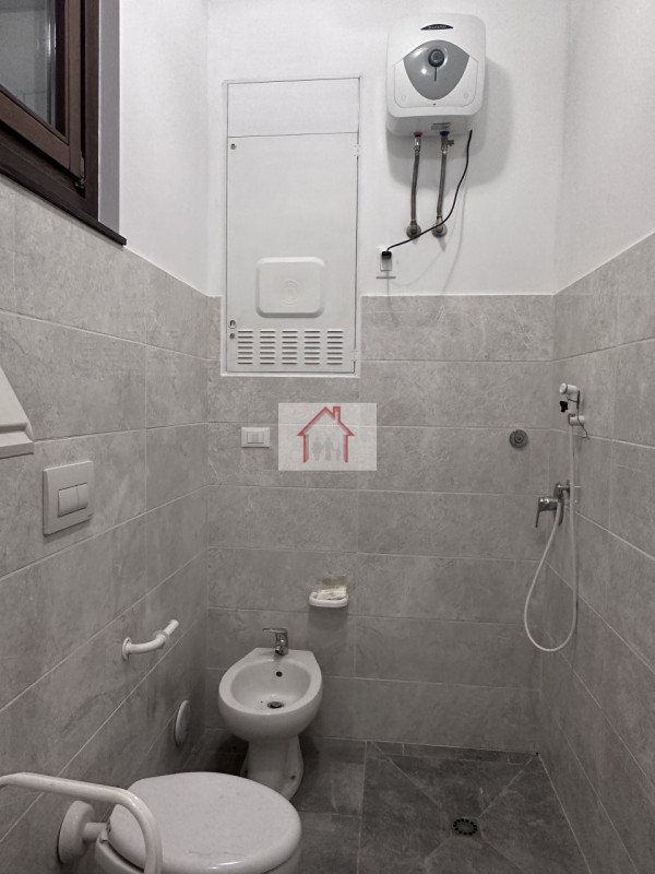 Rif.: PCL012 

L'Agenzia immobiliare Luxor è lieta di presentare un'ottima opportunità per chi ce...