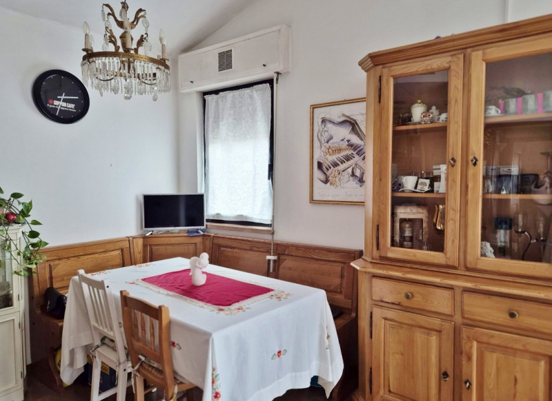 MIDI ATTICO MANSARDATO E ARREDATO - Rif. 8319
In zona residenziale e ben servita a San Lazzaro (V...