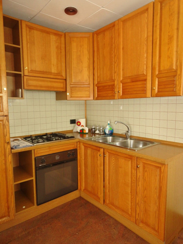 VICENZA - OVEST: PIACEVOLE MIDI MANSARDATO CON BELLA TERRAZZA DI 25 MQ E POSTO AUTO COPERTO DI PE...