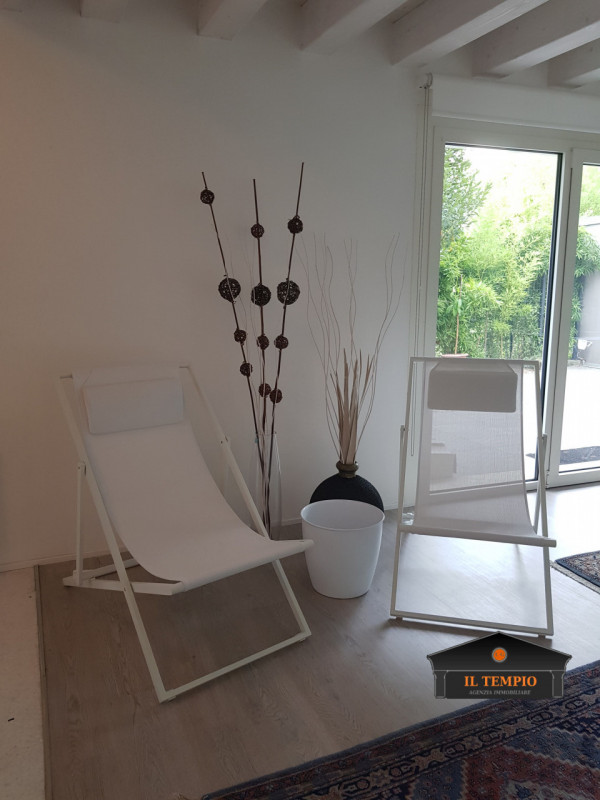 Vicenza-Ferrovieri: questa straordinaria VILLA moderna situata nel cuore di Vicenza, nella tranqu...