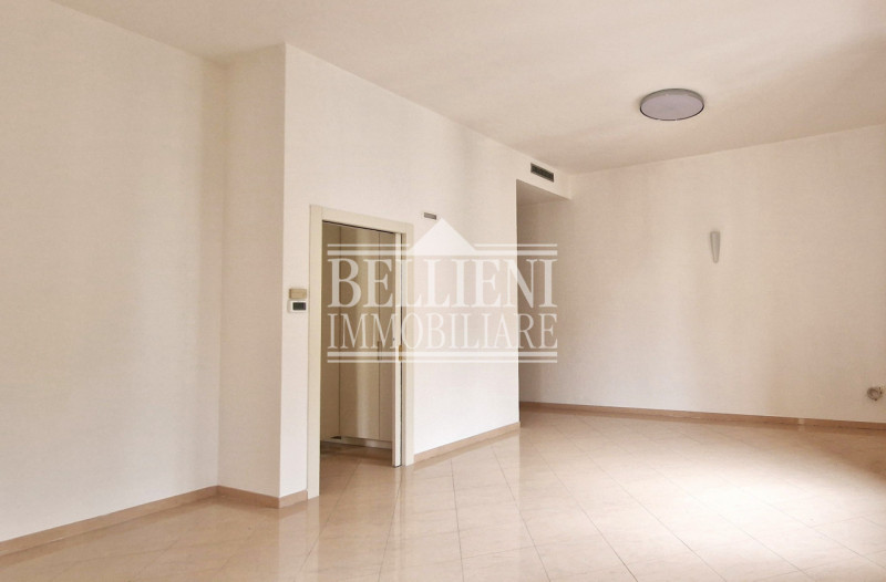 CENTRO STORICO - Nel cuore più ricercato del centro storico di Vicenza, in una delle vie pedonali...