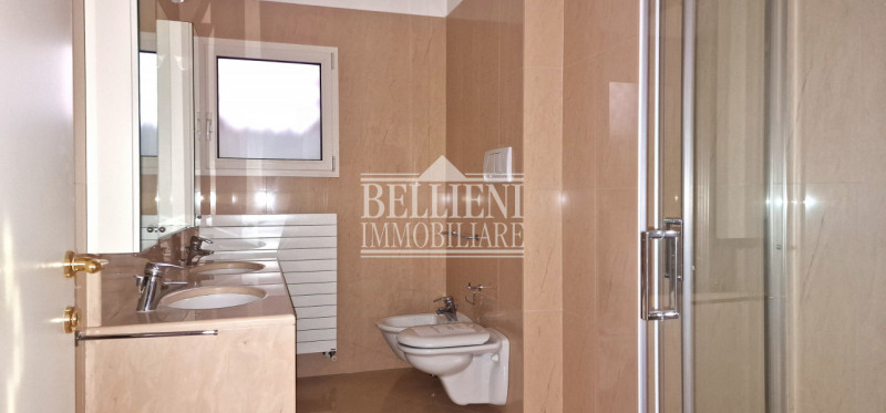 CENTRO STORICO - Nel cuore più ricercato del centro storico di Vicenza, in una delle vie pedonali...