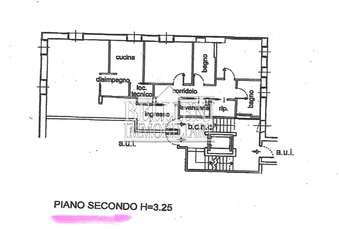 CENTRO STORICO - Nel cuore più ricercato del centro storico di Vicenza, in una delle vie pedonali...