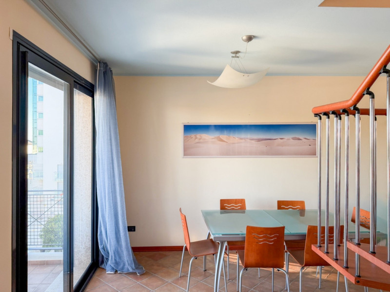 (Per INFO Giovanni 3888920530) NOSTRA ESCLUSIVA. Nel cuore pulsante di Jesolo Lido, in una delle ...