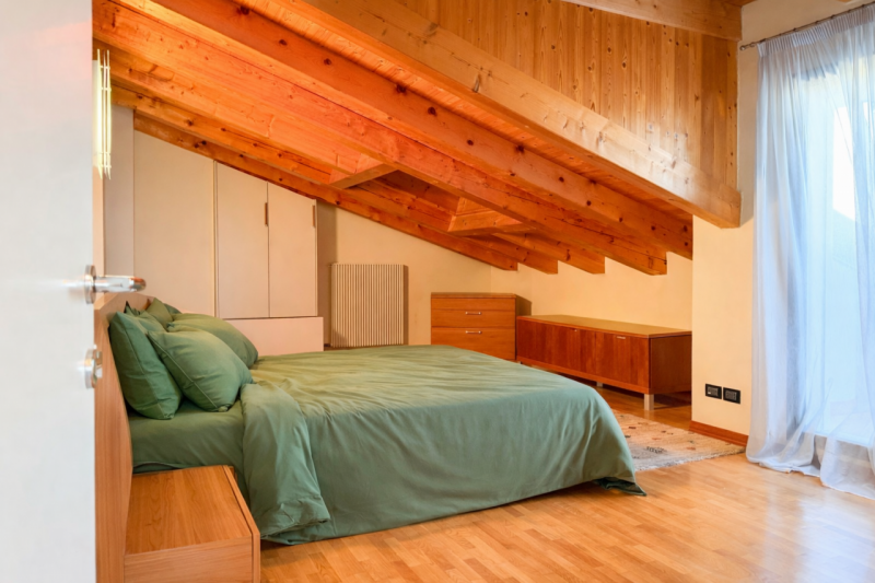 (Per INFO Giovanni 3888920530) NOSTRA ESCLUSIVA. Nel cuore pulsante di Jesolo Lido, in una delle ...