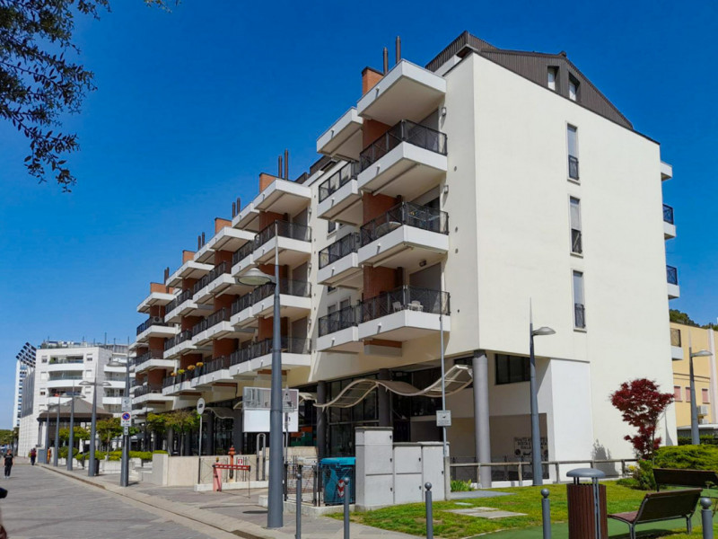 (Per INFO Giovanni 3888920530) NOSTRA ESCLUSIVA. Nel cuore pulsante di Jesolo Lido, in una delle ...