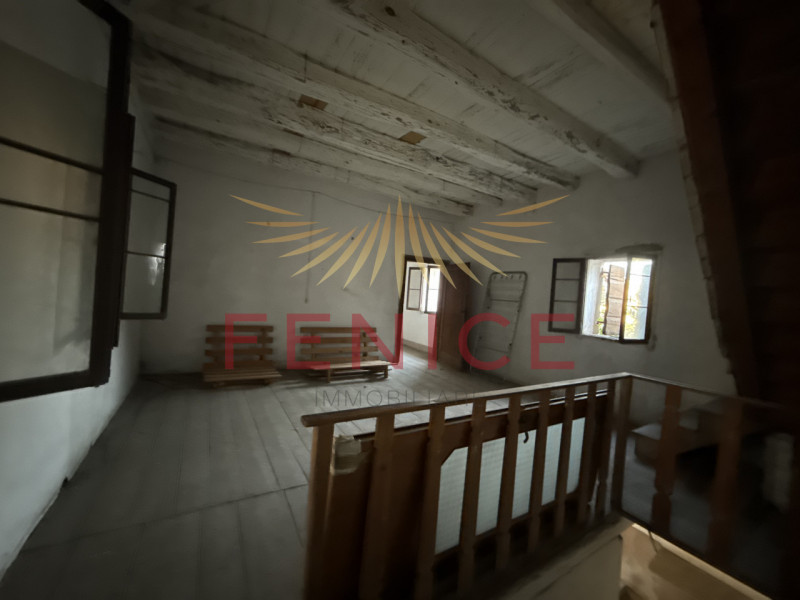 Nel cuore autentico di Pieve di Soligo, dove la storia si intreccia con il ritmo lento della vita...