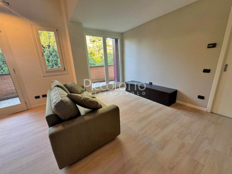 Rif. A5420 - Appartamento duplex in locazione in splendida zona residenziale, immersa nel verde, ...