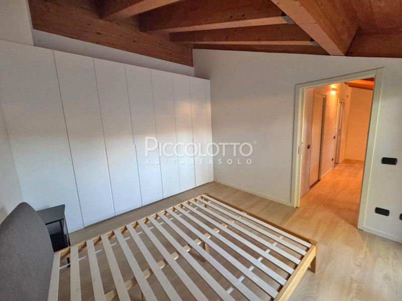 Rif. A5420 - Appartamento duplex in locazione in splendida zona residenziale, immersa nel verde, ...