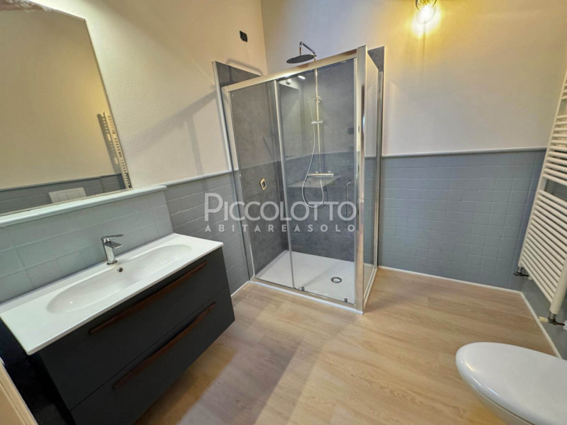 Rif. A5420 - Appartamento duplex in locazione in splendida zona residenziale, immersa nel verde, ...